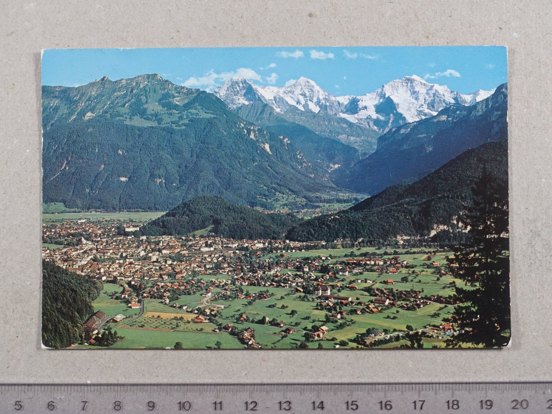 Cartoline postali: Interlaken - Unterseen, 1979 – Usato da Lenzburg venduto da fh1