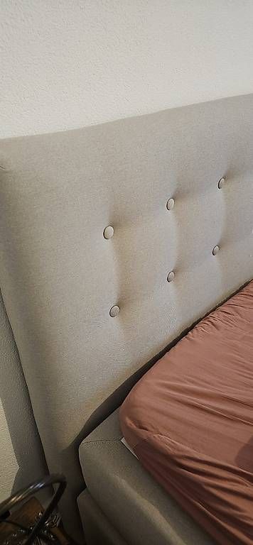 Letti: Lit Boxspring 180 X 200 – Usato da Cudrefin venduto da Mariiea