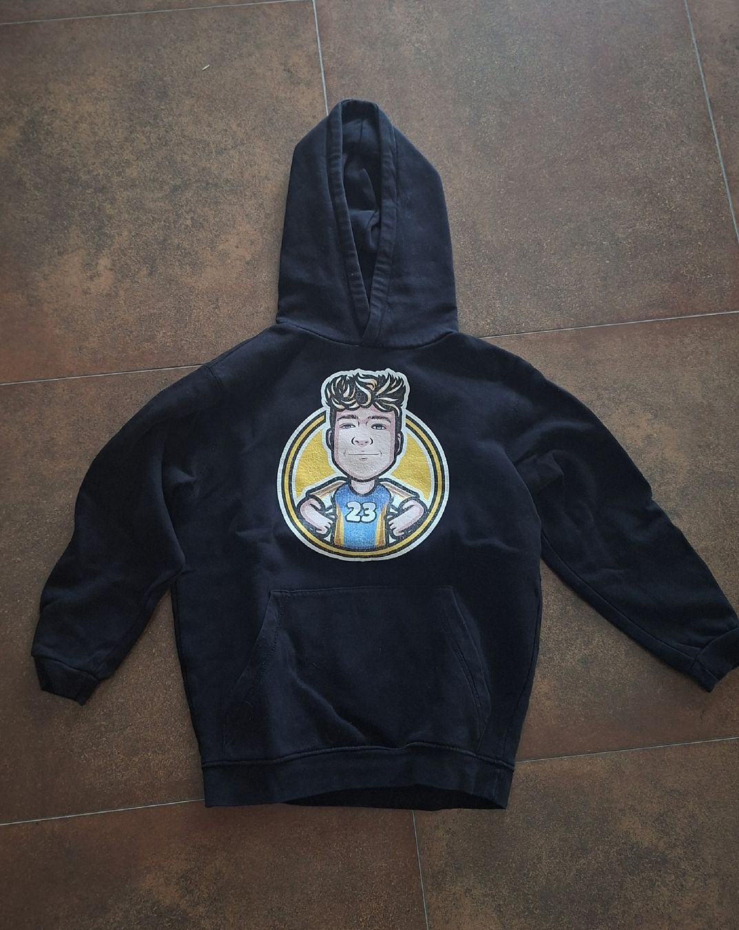 Maglioni & Felpe: Lumexx Merch, Kapuzenpullover schwarz Grösse 134, – Usato da Oftringen venduto da januarloch