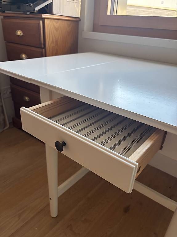 Tavoli: IKEA Klapptisch mit Schublade  – Usato da Alpnachstad venduto da mar_6ckd 3