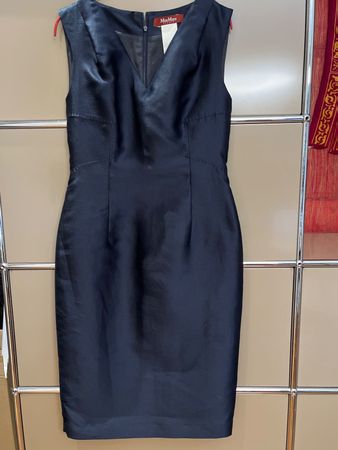Elegantes Max Mara Kleid dunkelblau Grösse 38 (CH)