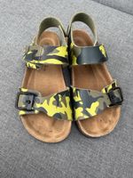 Topmodische Sandalen Gr. 28 im Camouflage-Muster ☀️