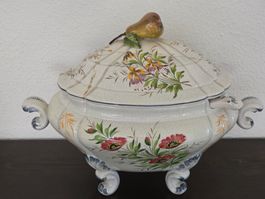 Antike Suppenterrine mit Schöpfkelle, Craquelé