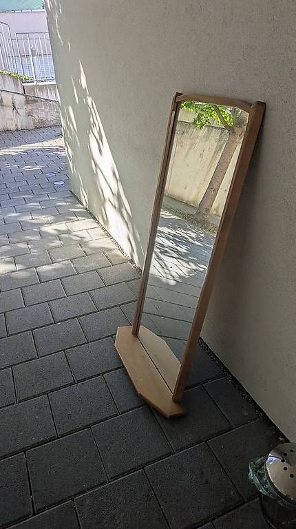Specchi: Spiegel mit Holzrahmen und Ablagefläche – Usato da Winterthur venduto da han_8ytn