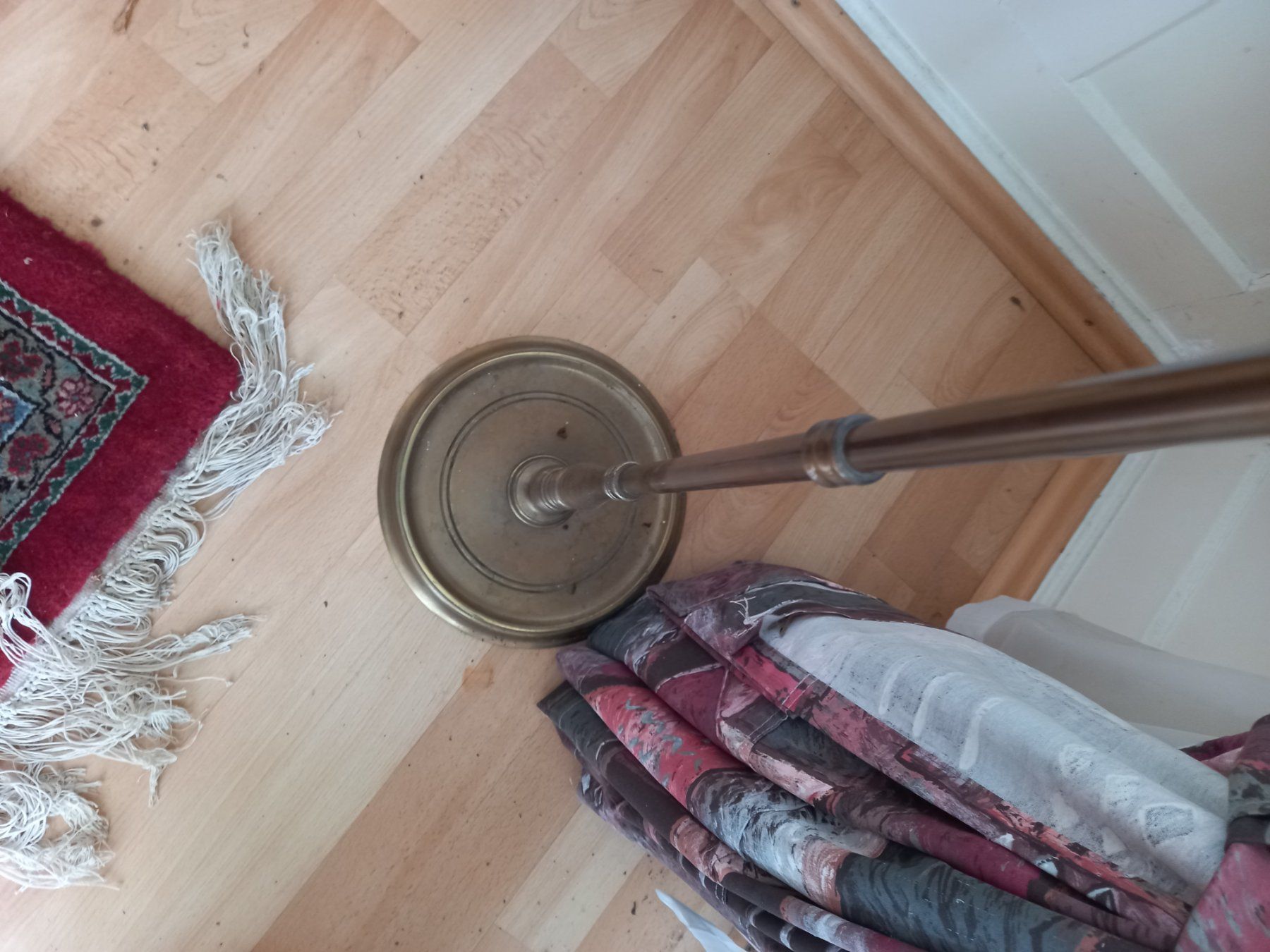 Lampes: Schnügelige Ständerlampe – D'occasion à Rorschach par rumpelschtiltz 2