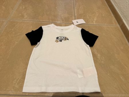 Nike neues Shirt, 6-7J 116-122