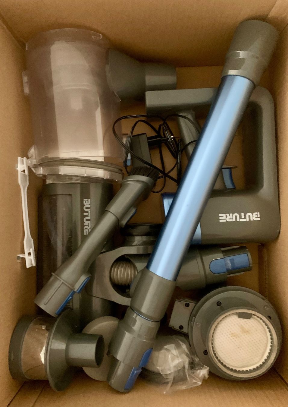 Aspirapolveri & Accessori: Buture VC50 Kabelloser Vacuum Cleaner, kompl., Originalverp. – Usato da Engelburg venduto da mamalanima