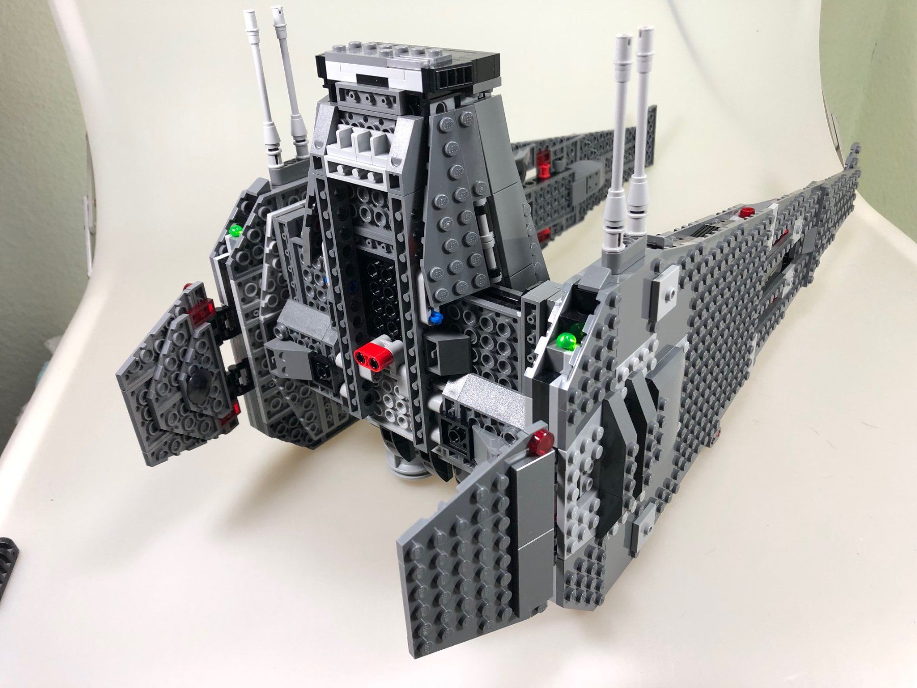 Lego Kit di costruzioni: LEGO Star Wars - Kylo Ren's Command Shuttle - 75104 – Usato da Widen venduto da Himan 4