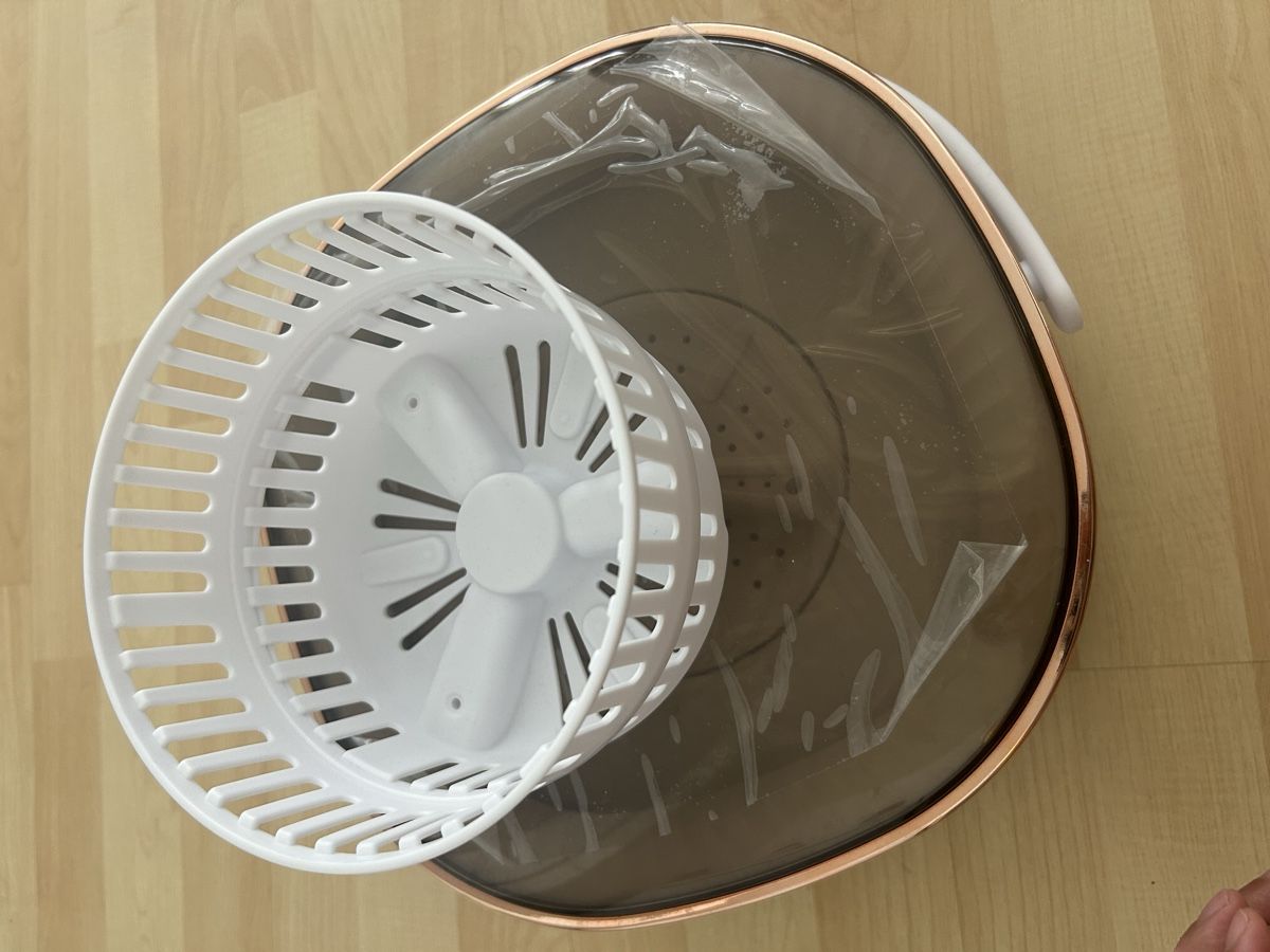 Waschmaschinen: Small washingmachine（foldable） – Gebraucht aus Basel von mac_z7c7