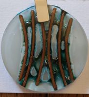 Pendentif artisanal unique en verre fusionné