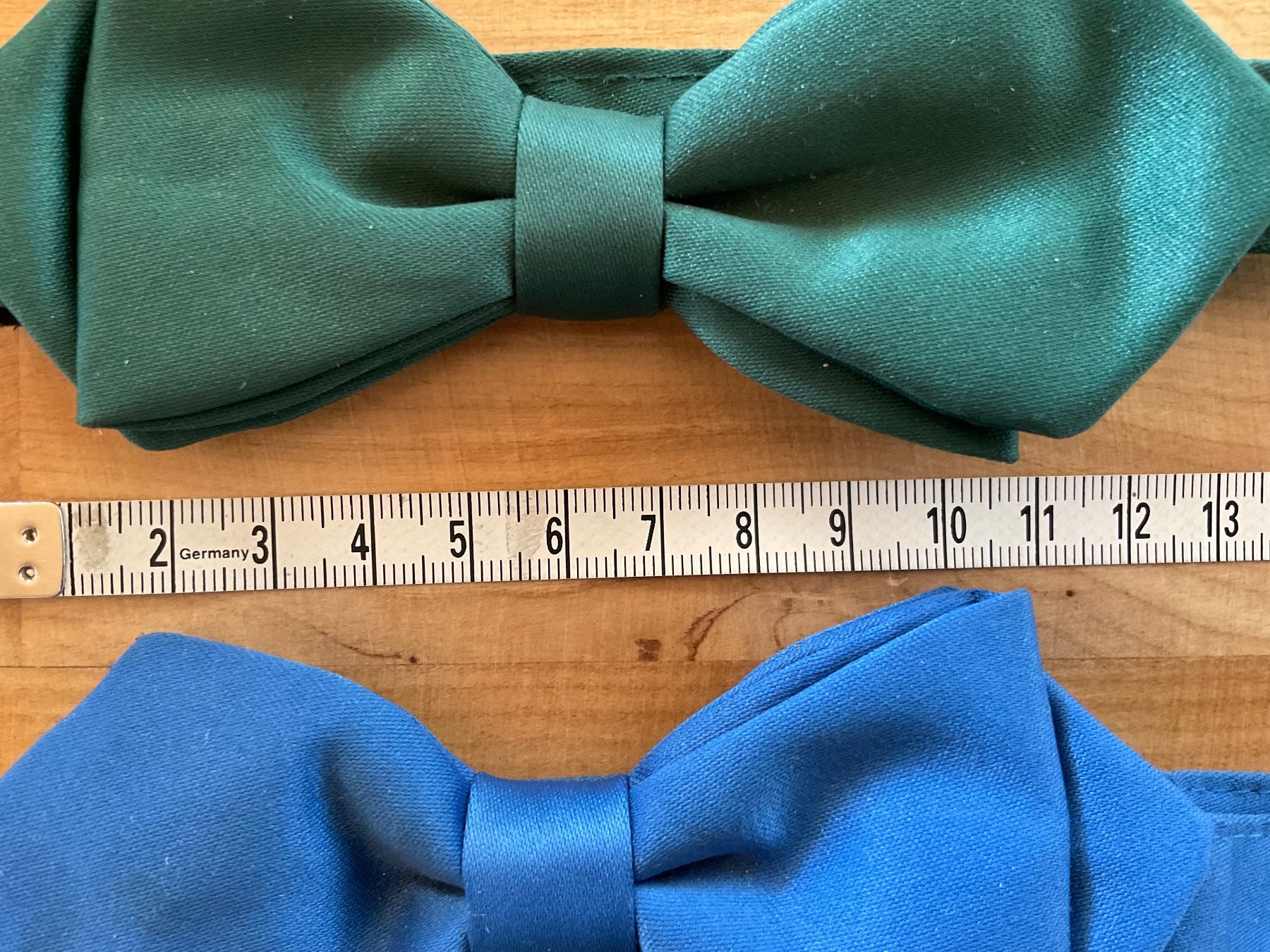 Krawatten: 2er Set Fliegen – Gebraucht aus Rümlang von resale35 1