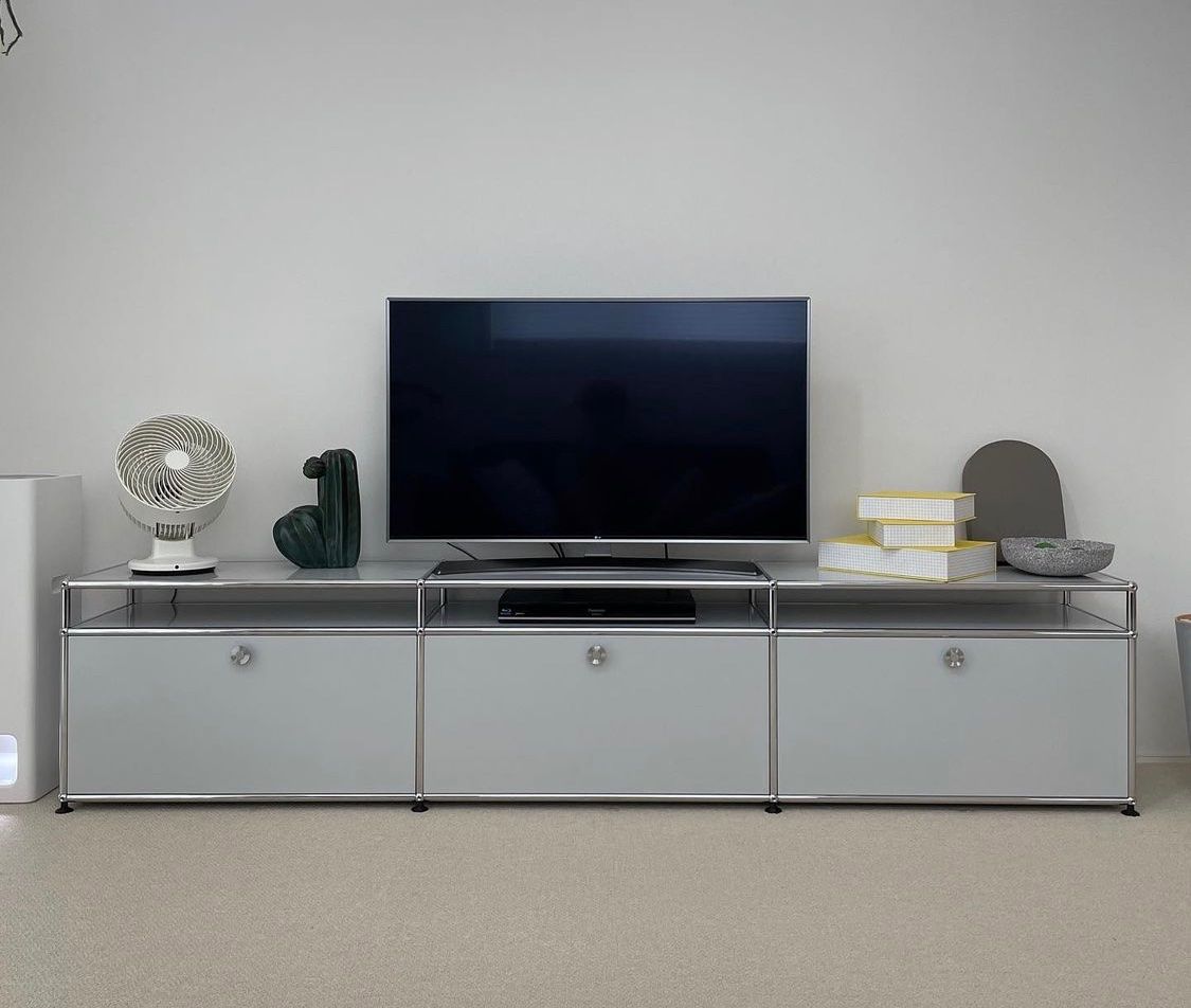 USM Mobili TV: USM Mattsilber – Usato da Pfaffhausen venduto da only.lux