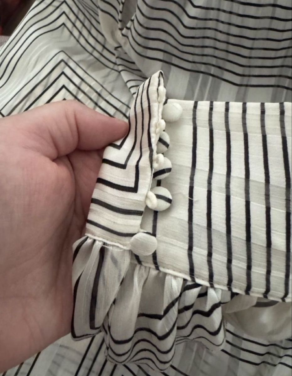 H&M Chemisiers: H&M Bluse, Gr.XL | einmal getragen – Neuf avec emballage d'origine à Sins par sum_lv6d 2