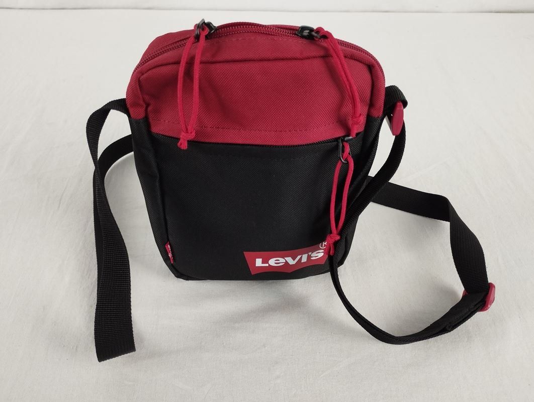 Levi's Borse: LEVI'S Umhängetasche Mini – Usato da Schübelbach venduto da Restwert_Schubelbach 1
