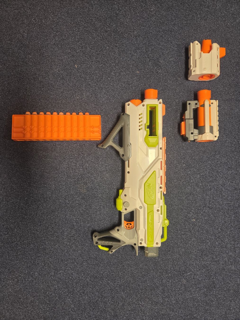 Nerf Giocattoli: Nerfgun mit Munition – Usato da Thalwil venduto da Noah_zh 1