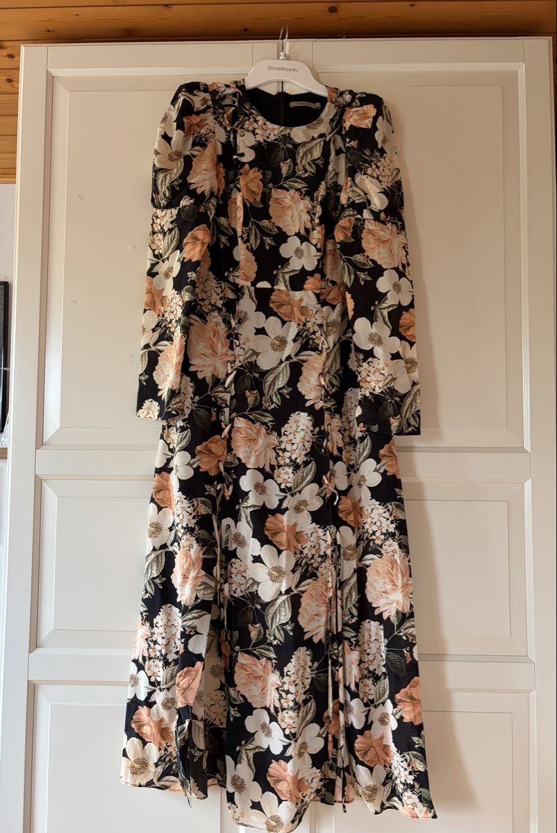 Robes: Thurley Silk Midi Dress – D'occasion à St.Josefen par lop_lh8d 3