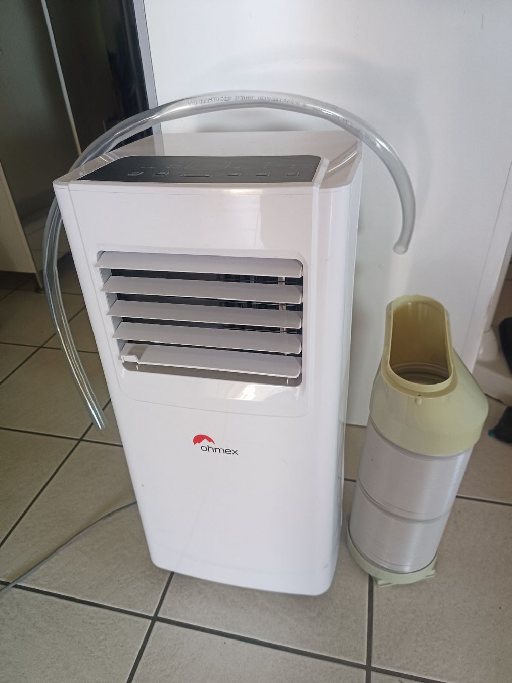 Ohmex Condizionatori: climatiseur Ohmex – Usato da Corsier-sur-Vevey venduto da Cascade