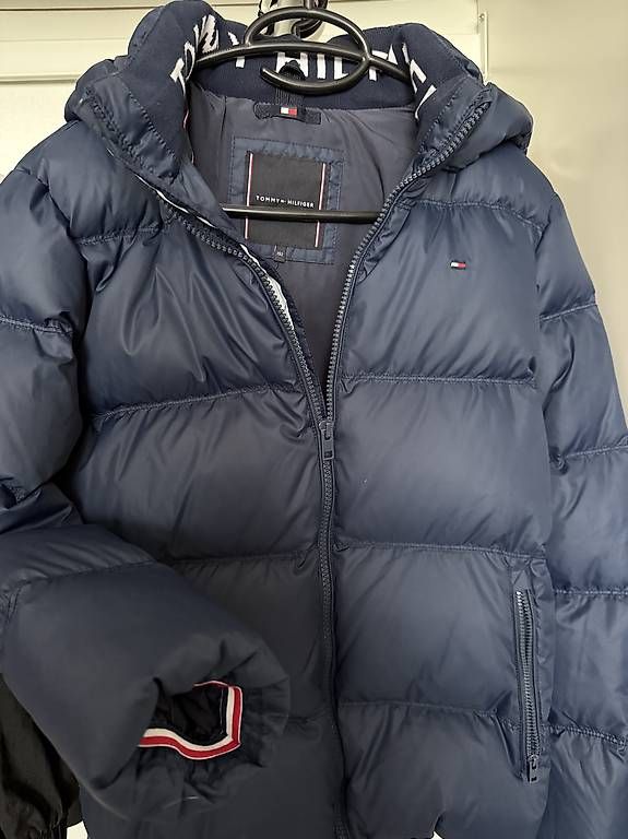 Jacken & Mäntel: Tommy Hilfiger Daunenjacke 152 – Gebraucht aus Buchs AG von Cres3