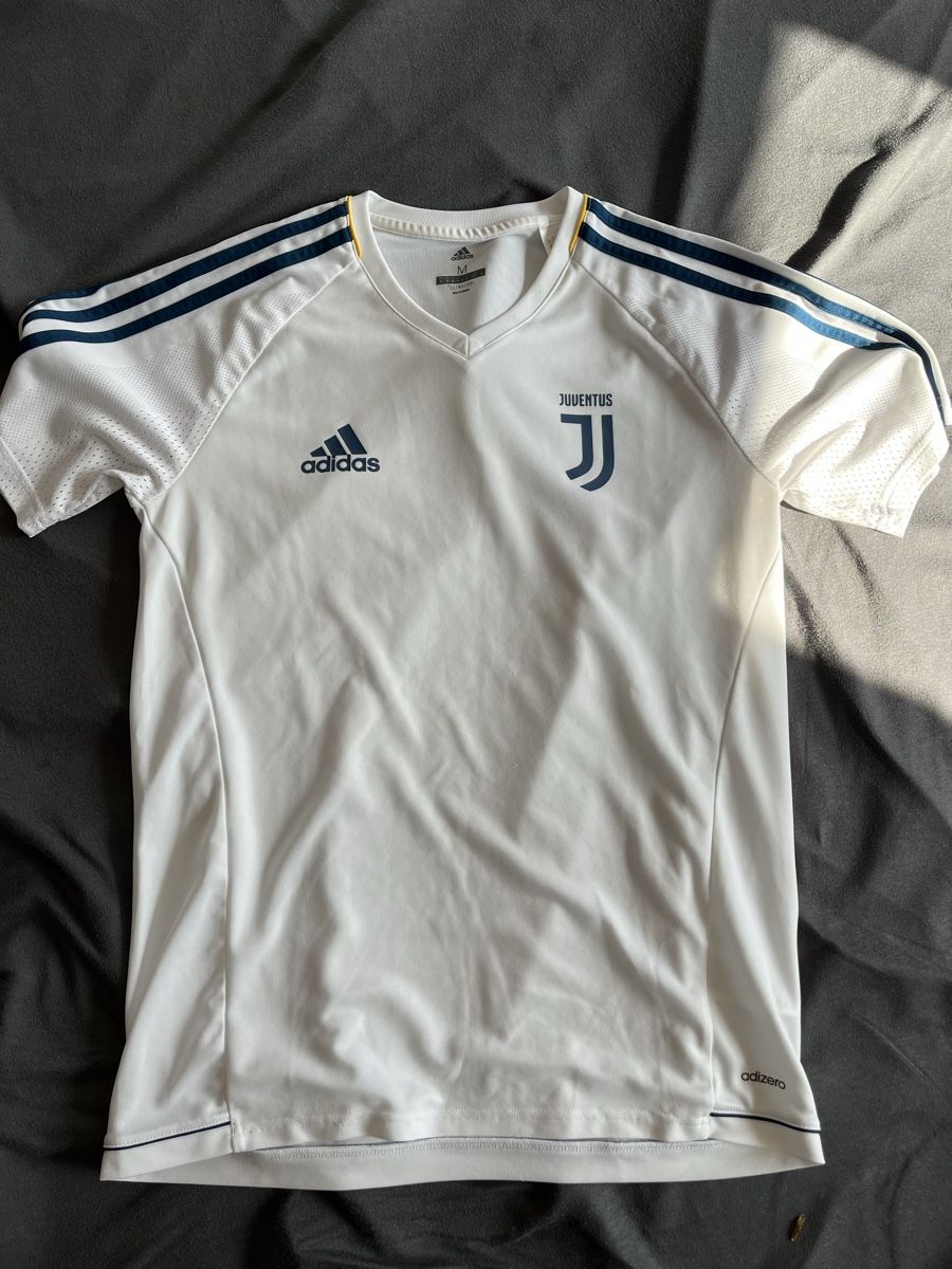 Canottiere & Pantaloni: 2 Juveshirts zu verkaufen – Usato da Bonaduz venduto da The_flash_1893 4