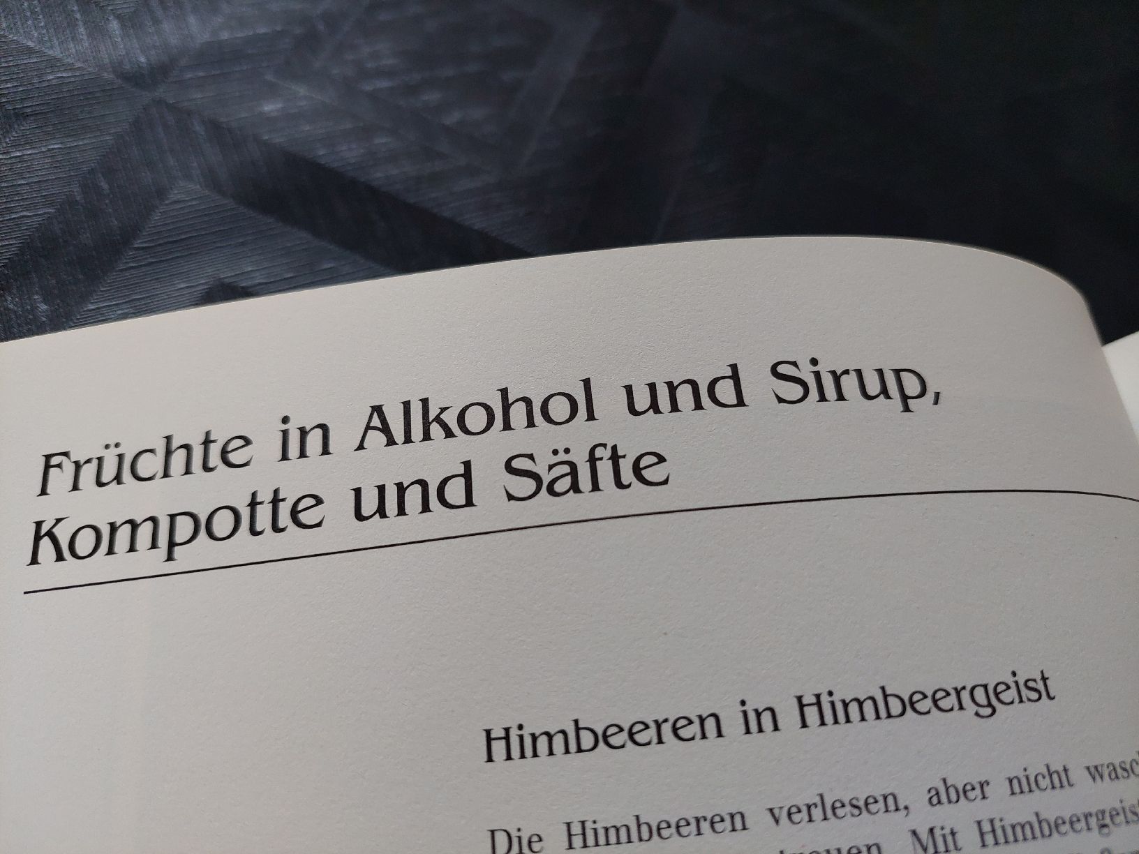Libri: Delikatessen  im Glas,  Einmachbuch  – Usato da Zetzwil venduto da lanst08 7