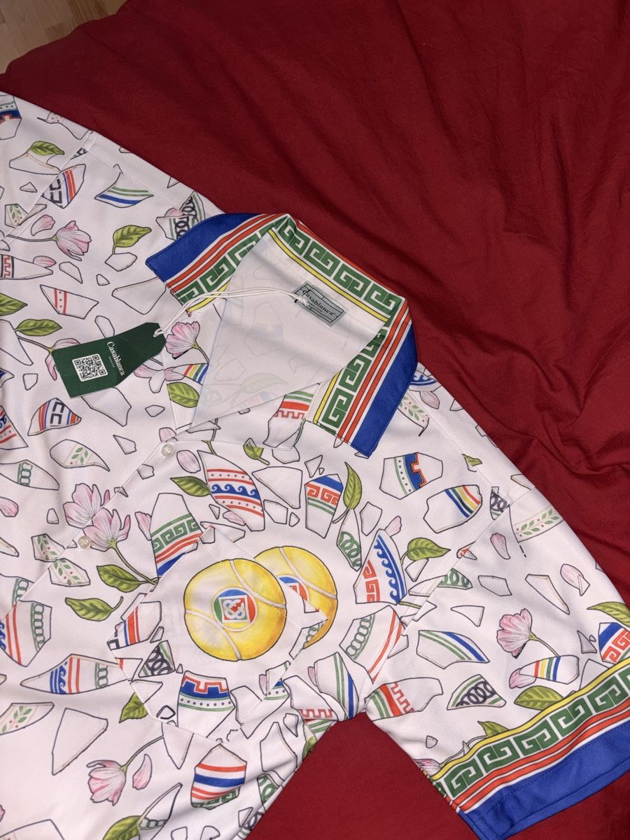 Lots de vêtements: Completo Casablanca camicia e pantaloncini – D'occasion à Derendingen par bra_9jqb 2