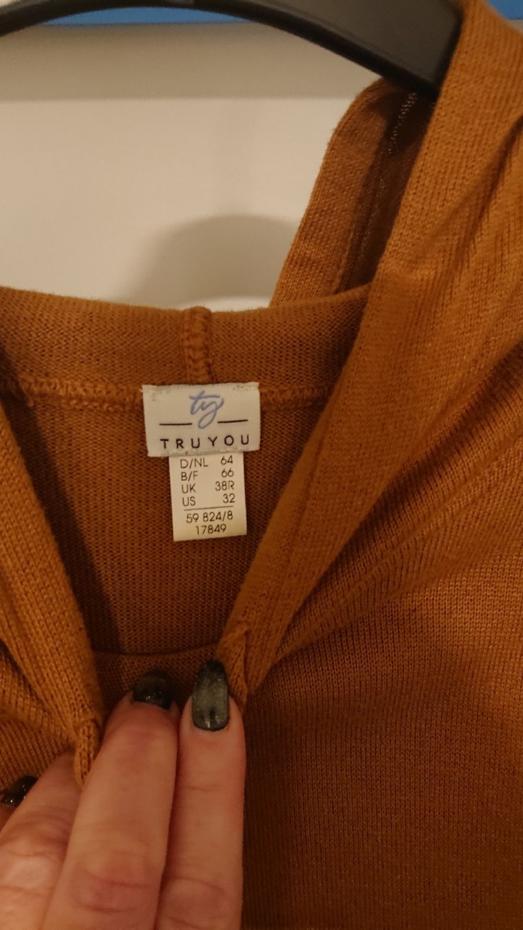 Maglioni & Felpe: Herbstlicher Hoodie Gr. 64, cognac – Nuovo (secondo la descrizione) da Madiswil venduto da Sandraho 1