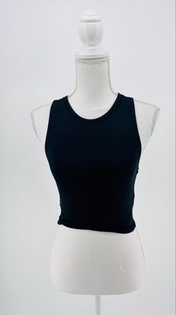 # WOMAN - Crop Top Gr. S - FB SISTER #