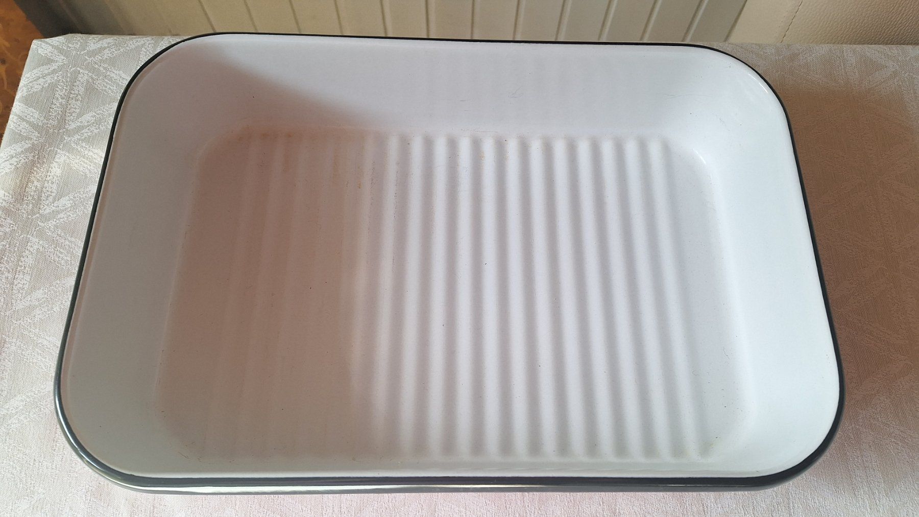 Teglie da forno: Vintage Bräter Email  rot /weiss – Usato da Dornach venduto da majo8689 2