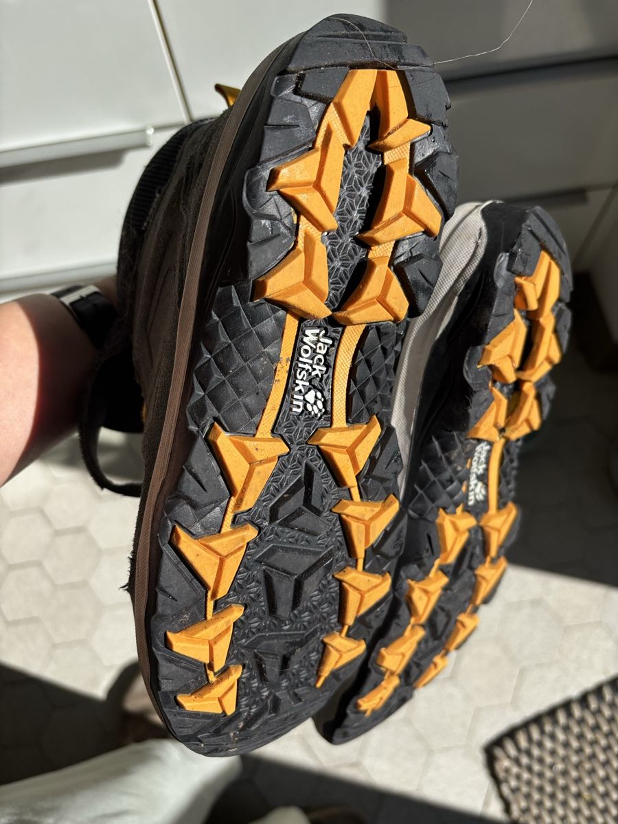 Jack Wolfskin Scarpe per ragazzi: Jack Wolfskin Winterschuhe Grösse 38 – Usato da Winterthur venduto da strawberry14 5