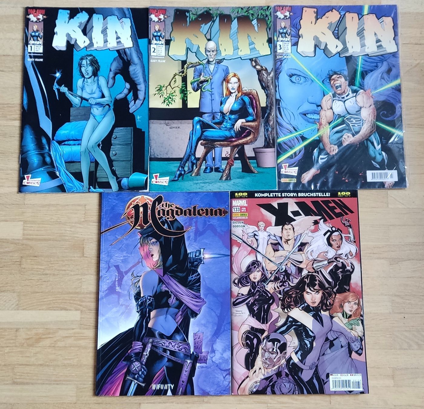 Fumetti: 3 Comics "Kin", 1 Comic "X-Men", 1 Comic "the Magdalena" – Usato da Zürich venduto da imago6912