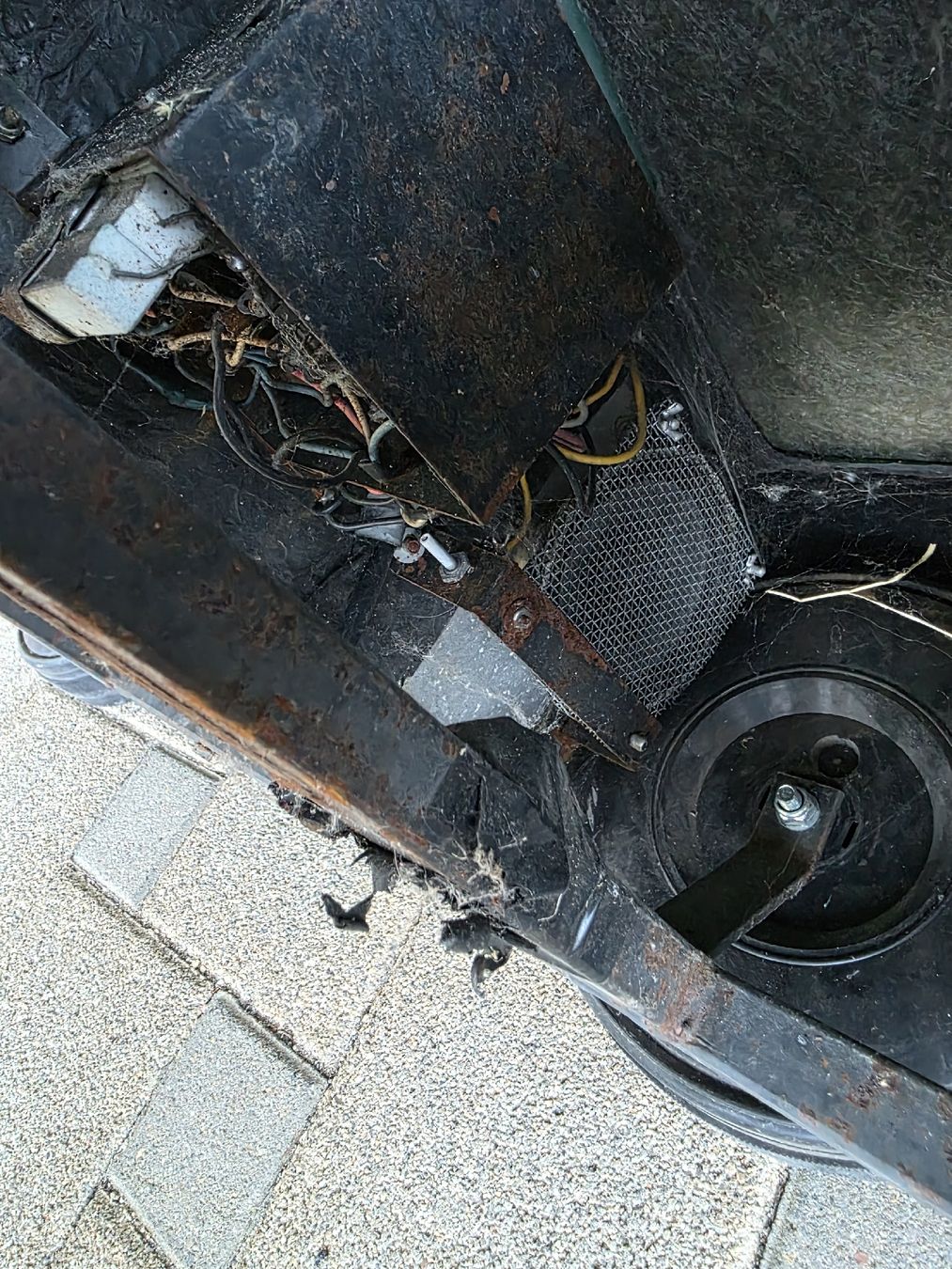 Altro: Altes Karussell Auto/Autoscooter – Usato da Mümliswil venduto da Mizzi77 6