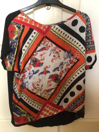 Bluse Scarf-Print 38 M Vogel Kette Schwarz Orange Viskose