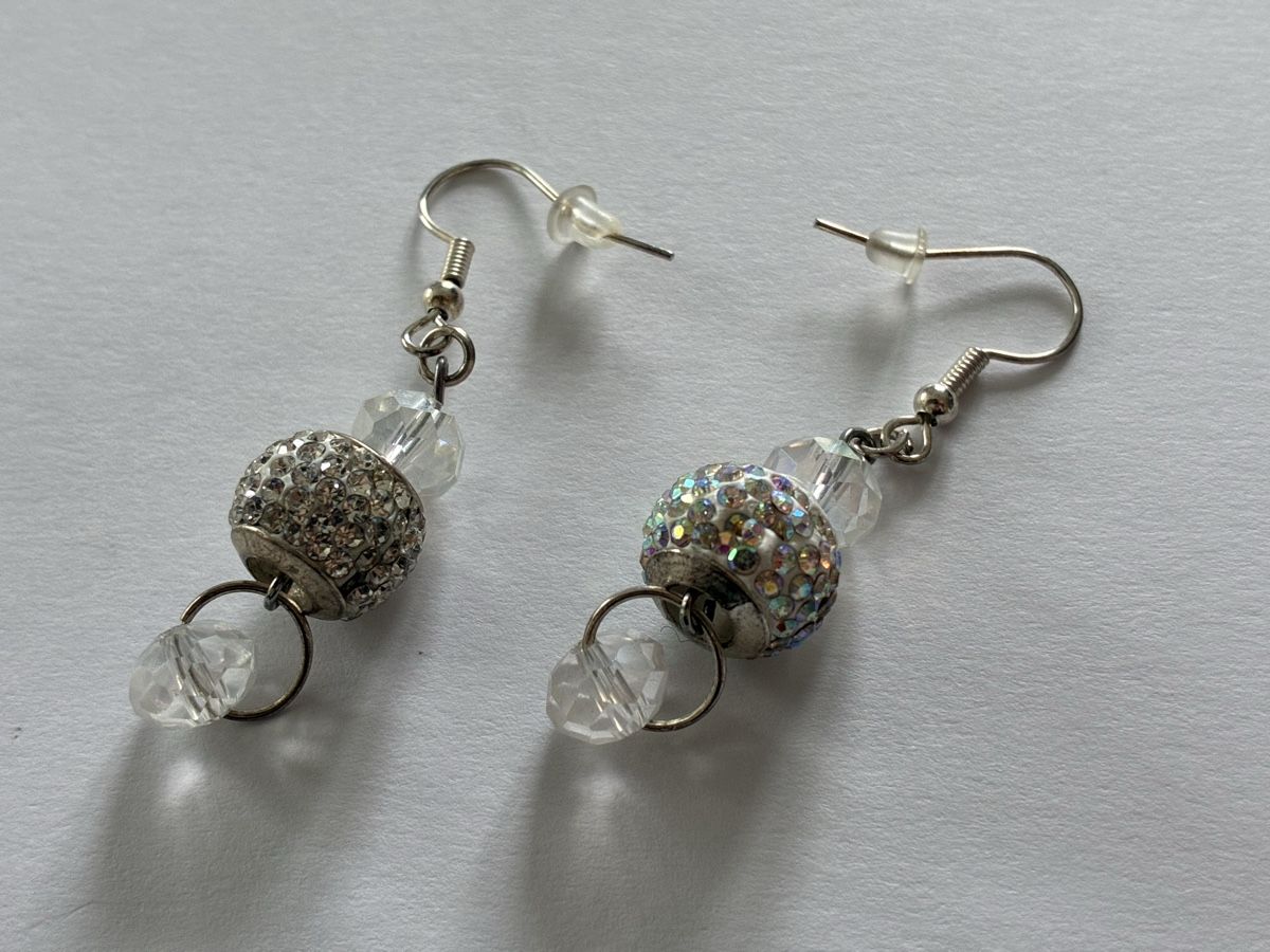 Ohrringe & -stecker: Ohrringe mit Strass und Glasperlen – Gebraucht aus Basel von cat_sq5m 2