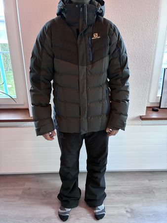 Skijacke und Skihose von Salomon in Grösse S 🎿