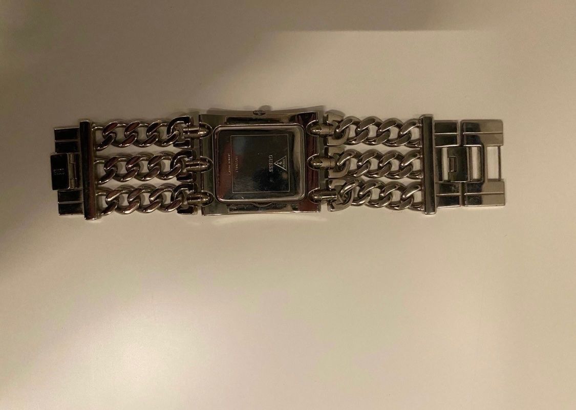 Guess Montres: Guess Damen Uhr – D'occasion à Glattpark par Kleider_shop 1