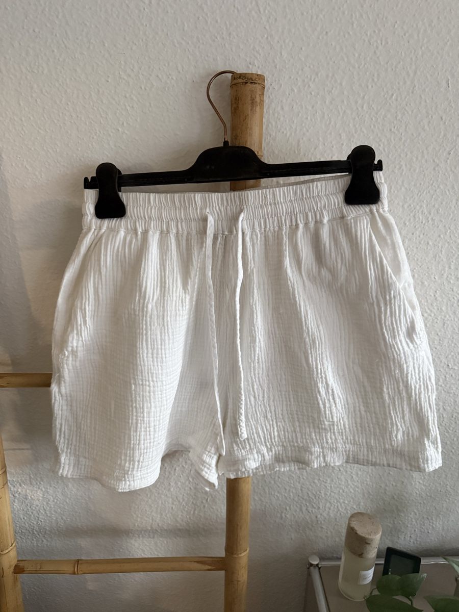 Pantaloni: Shorts Reserved Gr. M – Usato da Meilen venduto da NHirs96
