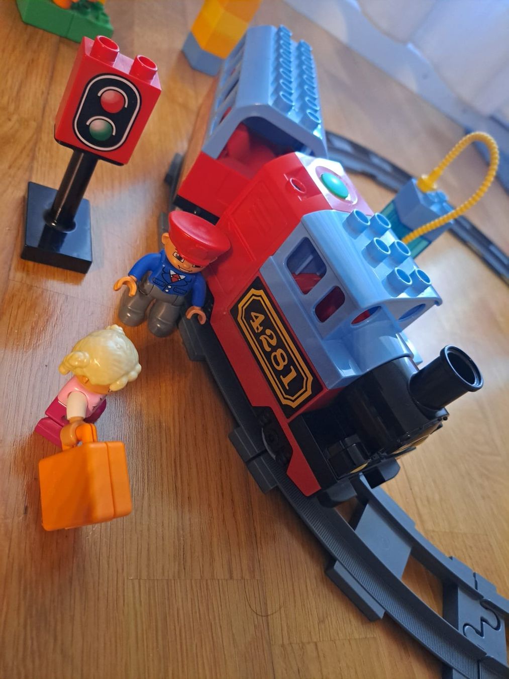 Lego Kit di costruzioni: Lego Duplo Eisenbahn starter Set – Usato da Münsingen venduto da BeatGrolimund 2