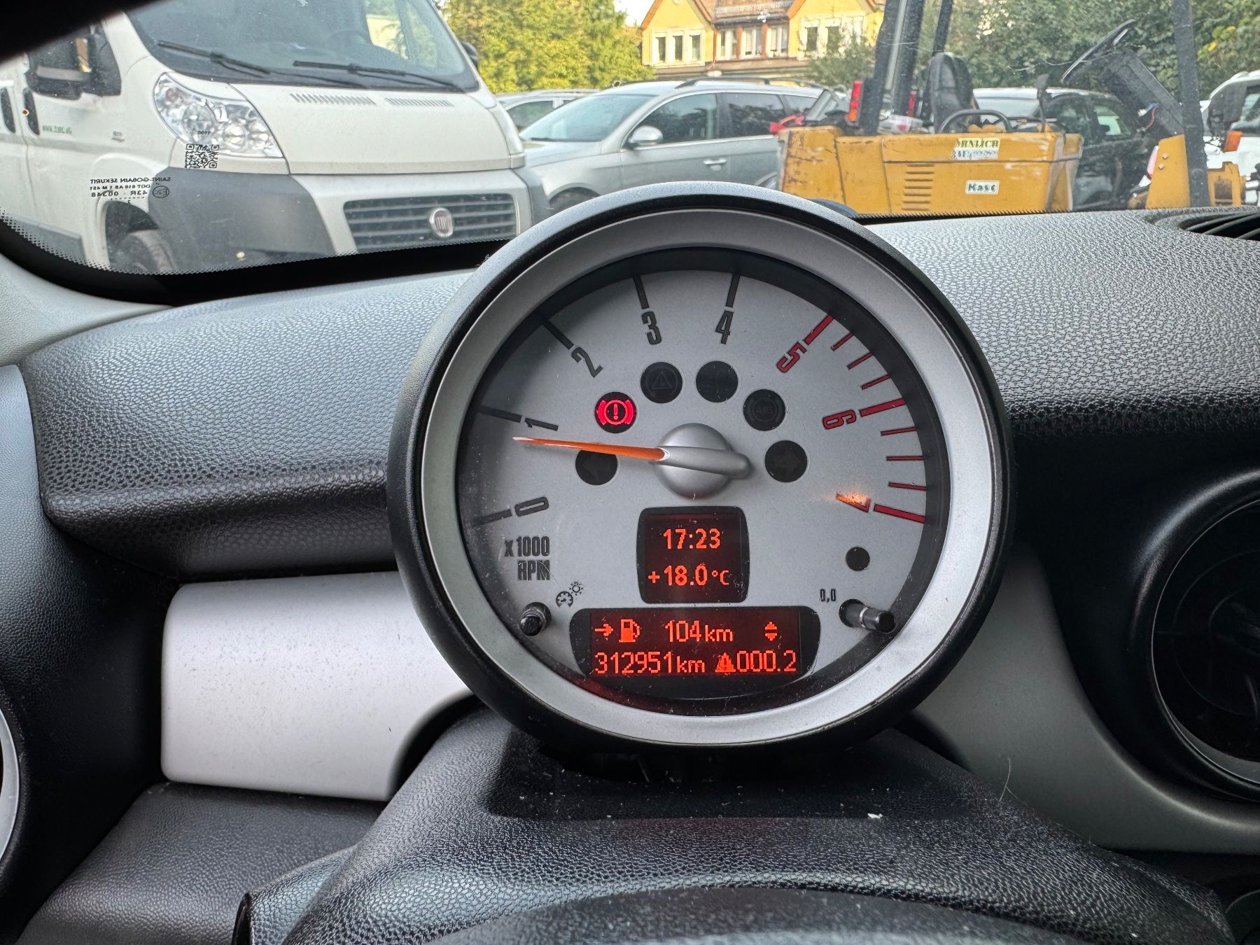 Mini Automobili: Mini Cooper 1.6D – Usato da St. Gallen venduto da AutoSG 9