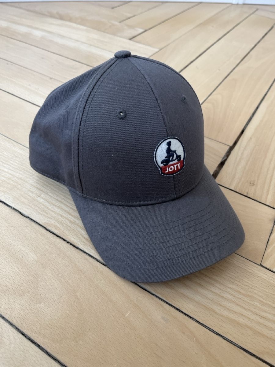 Altro in  Abbigliamento & Accessori: Jott Cap Grau, neuwertig – Nuovo (secondo la descrizione) da St. Gallen venduto da Janeli.