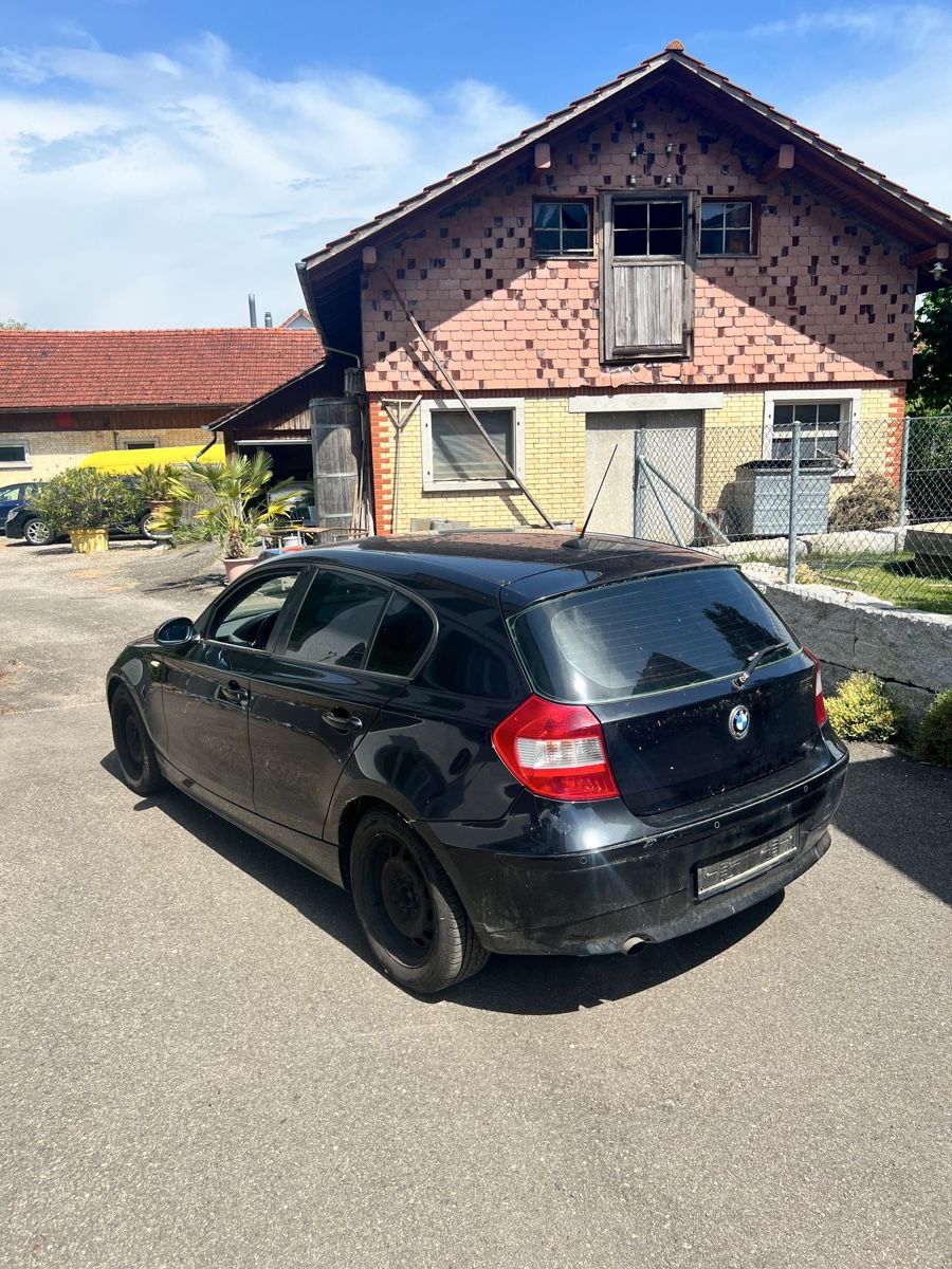BMW Autos: Bmw 116i – Défectueux à Kefikon TG par Bini8280