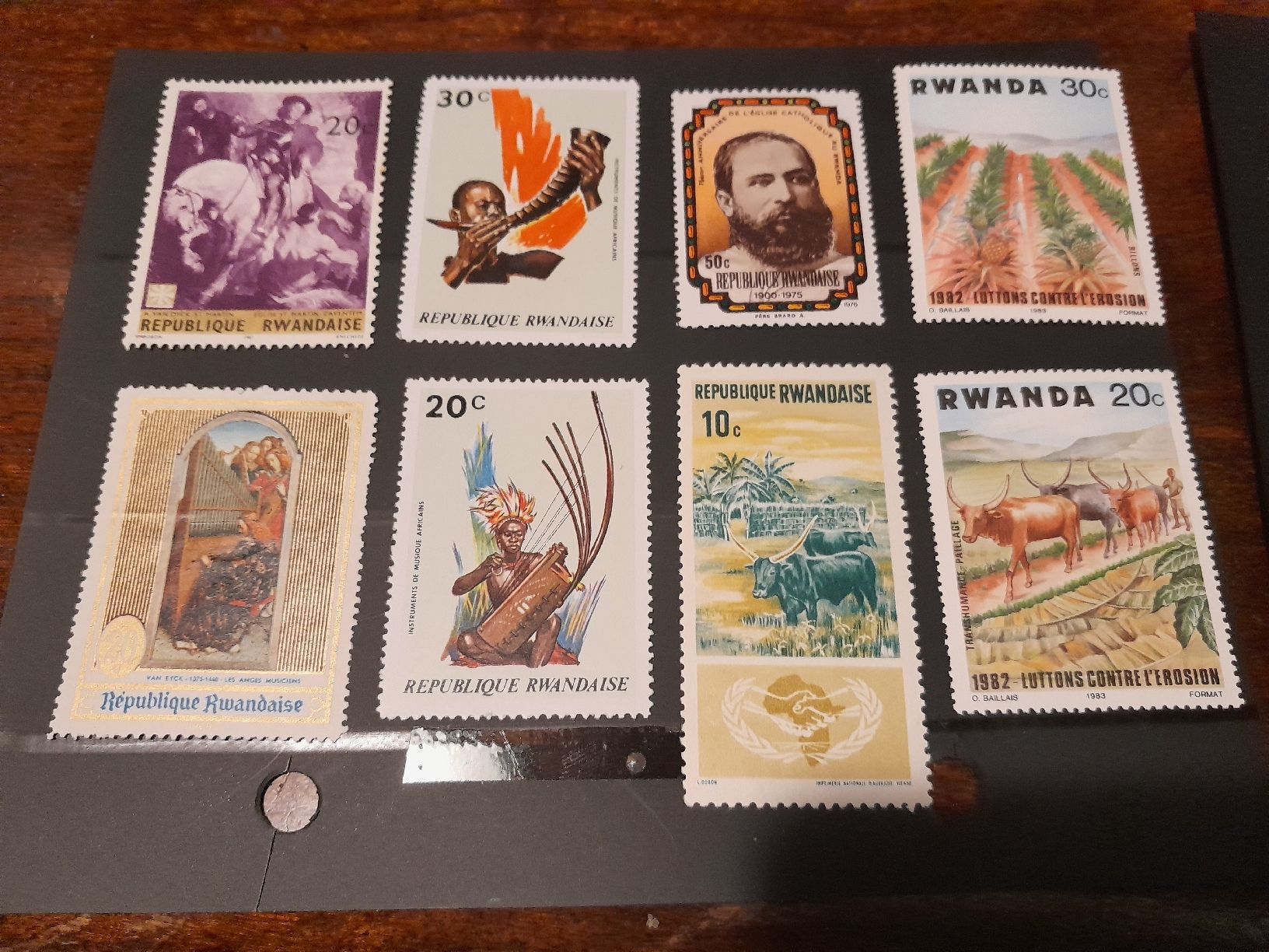 Tutti i francobolli: Collection de timbres du Rwanda - Divers thèmes! – Usato da Marly venduto da globetrotter1723