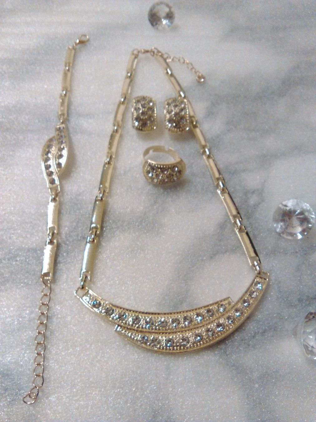 Catenine: set complete modeschmuck vergoldet – Nuovo (secondo la descrizione) da Basel venduto da bijoutrie_4 7