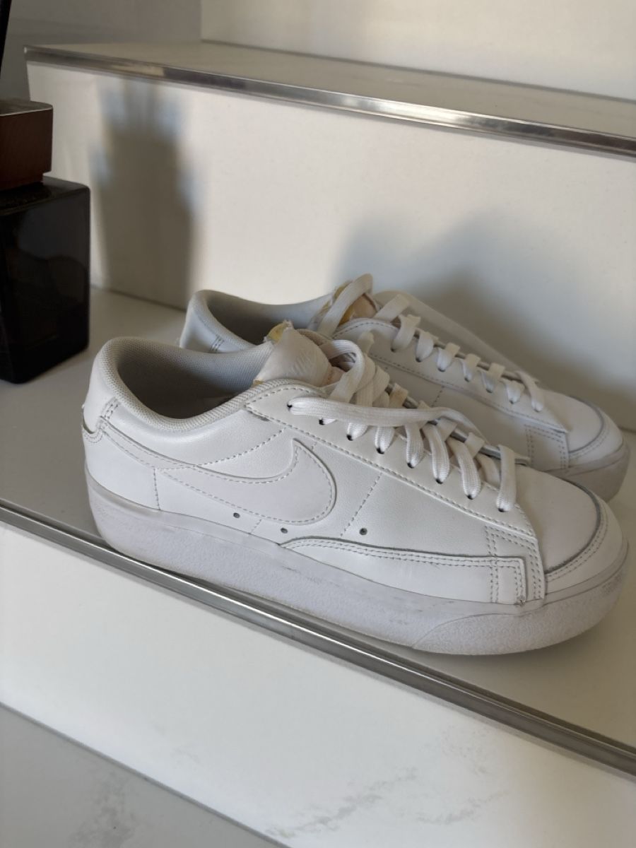 Damenschuhe: Nike Grösse 38.5 – Gebraucht aus Eschenbach SG von Betti78