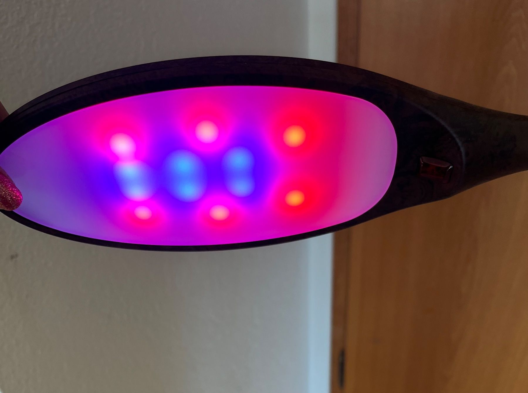 Attrezzature mediche: Led Stehleuchte/Farbtherapielampe – Usato da Kölliken venduto da Siramutz