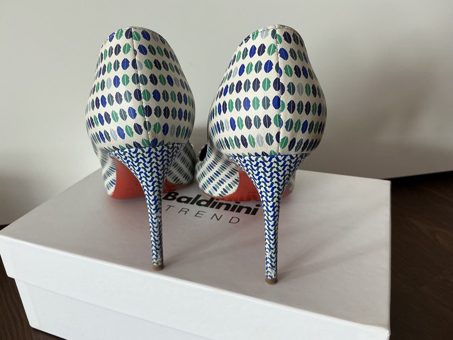 Baldinini Damenschuhe: Baldinini Trend stiletto Pumps 39 – Gebraucht aus Basel von 18Inspiration 2