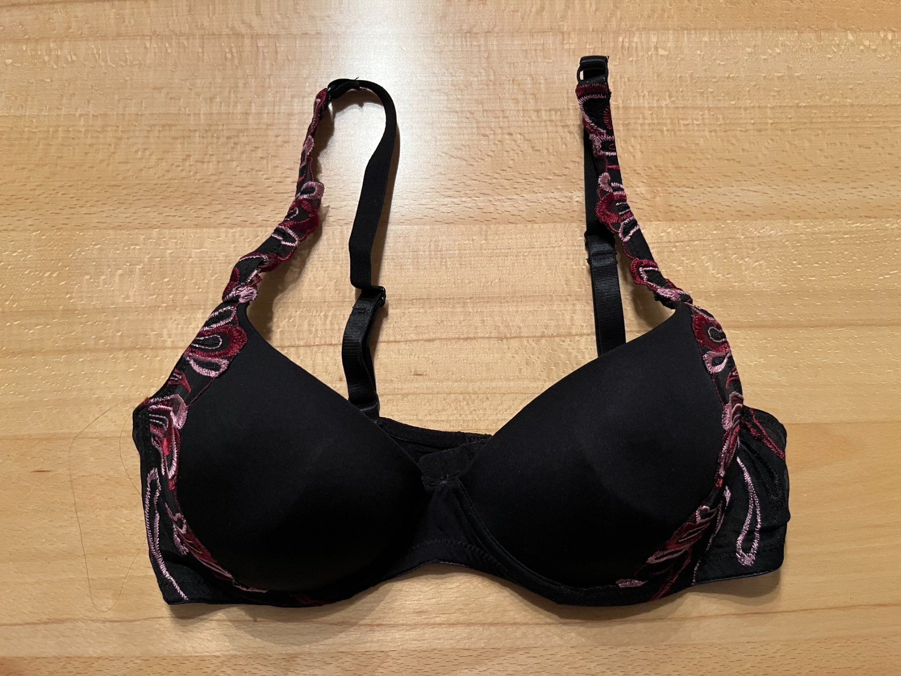 Autres dessous: Schwarzer BH 80C – D'occasion à Baar par Aatina