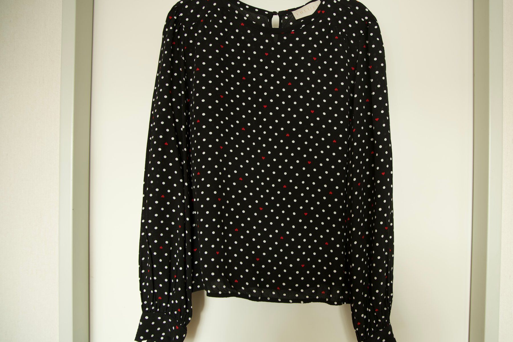Blusen: Blouse " I BLUES " – Neu (gemäss Beschreibung) aus Genève von LiPhry