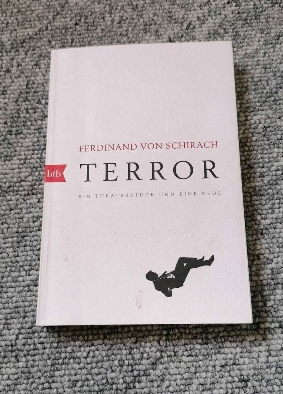 Bücher: "Terror" von Ferdinand Schirach  – Gebraucht aus Steffisburg von Dancer77