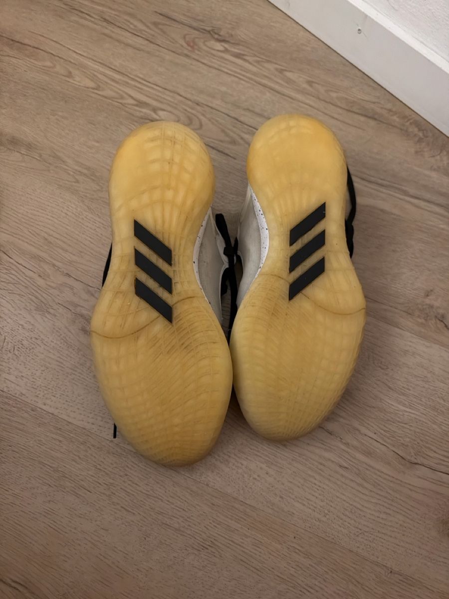 Adidas Herrenschuhe: Adidas Harden Stepback 2 – Gebraucht aus Wädenswil von rot_krf8 2