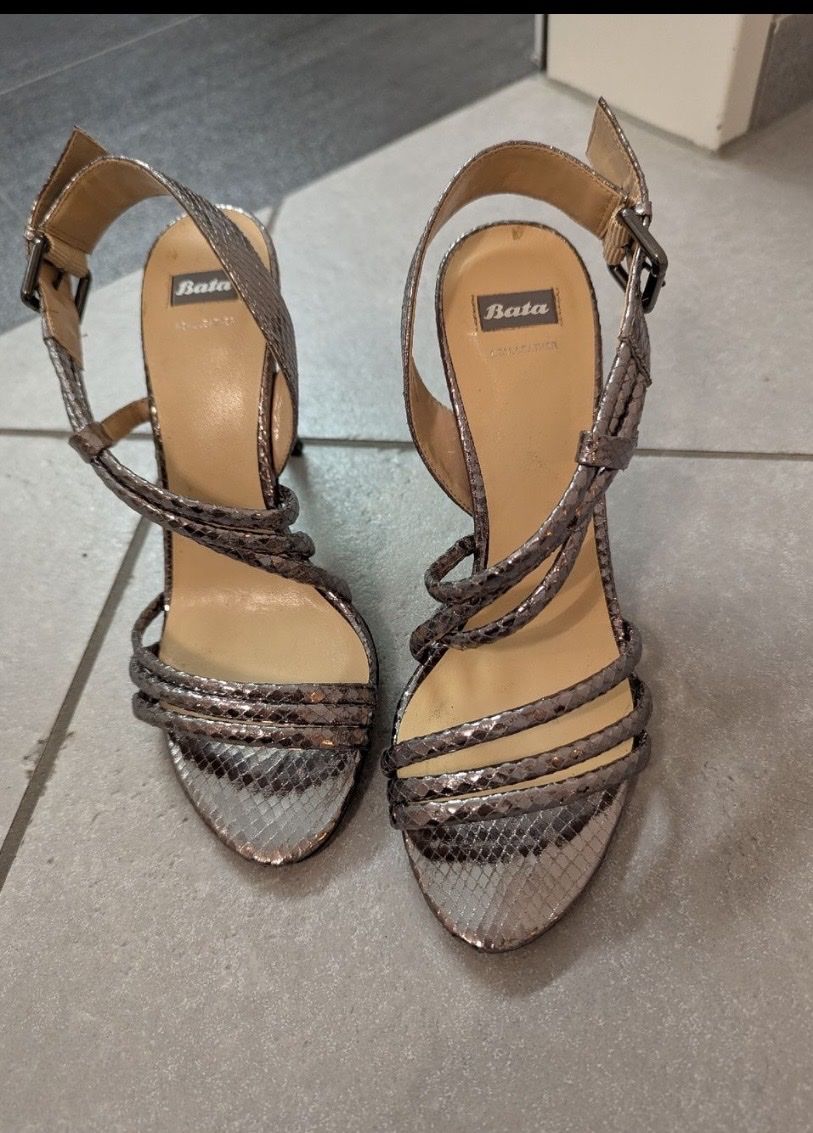 Scarpe da donna: Sandalen Bata – Usato da Münchwilen TG venduto da Coco1061